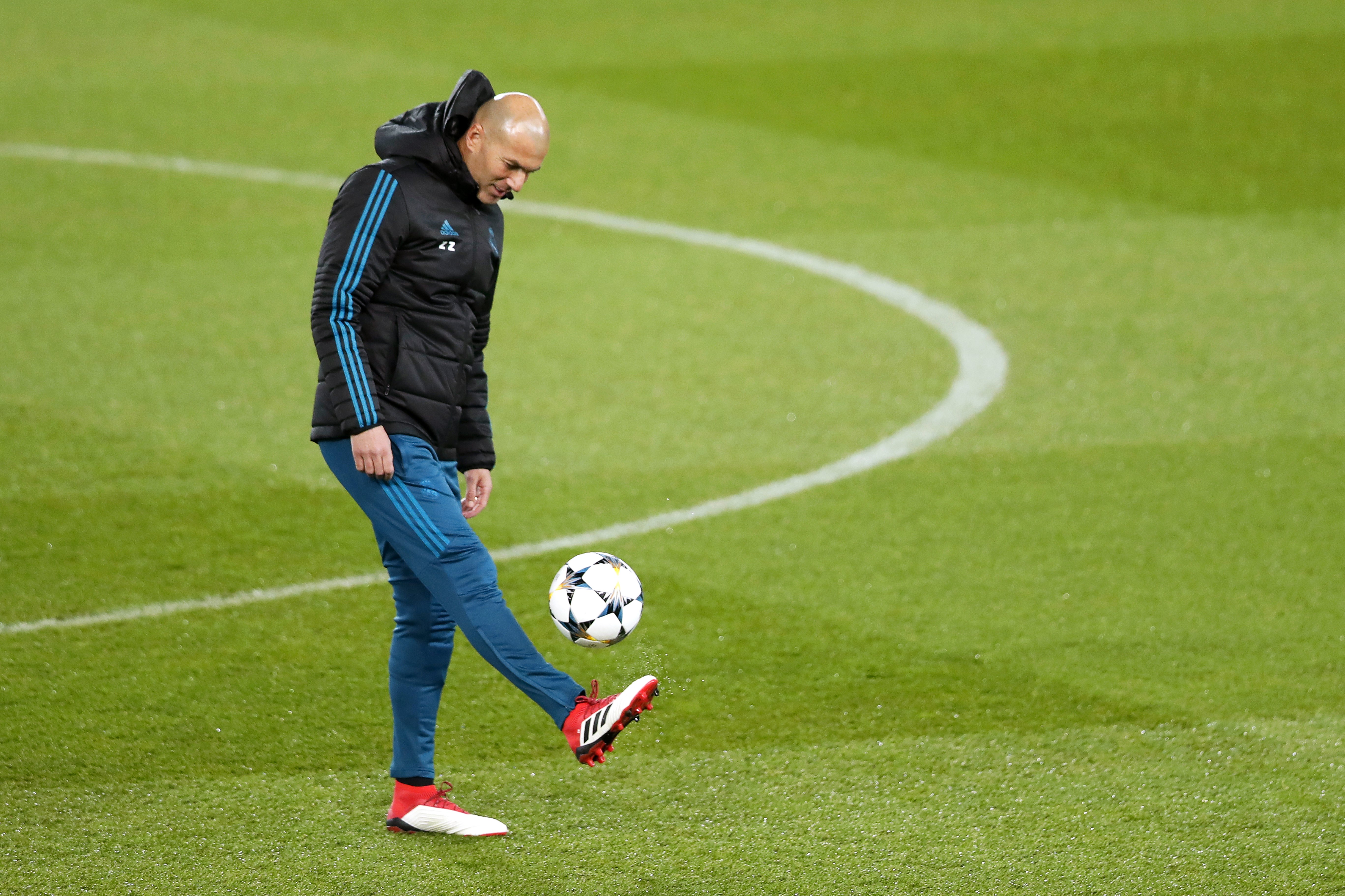 关于皇家马德里发布备战花絮；转会期手感冰凉；NBA常规赛任务艰巨；纪律约束更严格的信息-开云官网